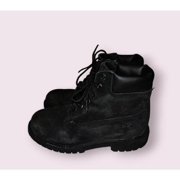Timberland Classic Black Boots Boys Size 2M - Picture 1 of 11